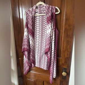 Flowing Sleeveless Cardigan Red and White